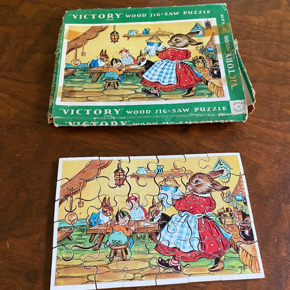 Victory Wooden Jigsaw Puzzle Rabbits and Elves eating Pie vintage made in Englan
